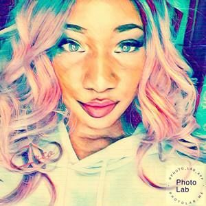 Meet your Posher, E jasmin